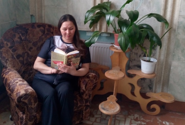 Час чтения патриотической литературы "Книги, которые учат помнить"